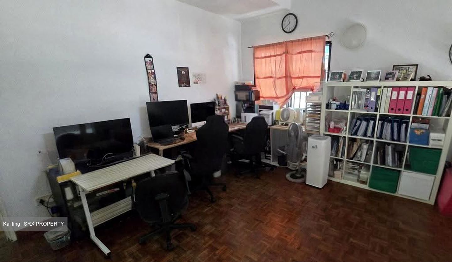 Jambol Walk (D5), Semi-Detached #613905381